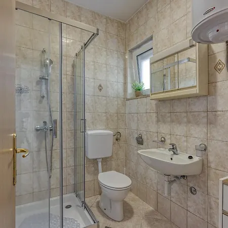 Manuela Pensionat Nova Vas (Porec)