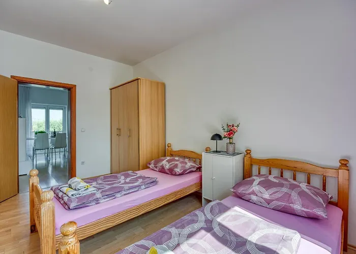 Manuela Nova Vas (Porec)