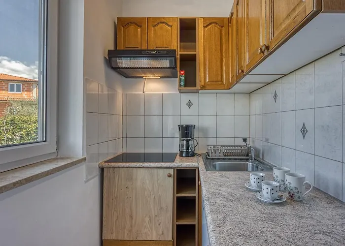 Manuela Gostinjska kuća Nova Vas (Porec)